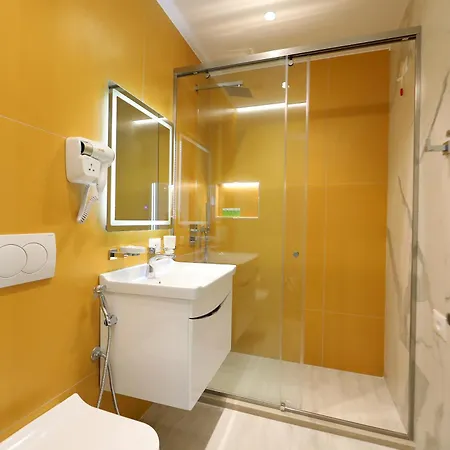 Veranda Boutique 1 Влёра