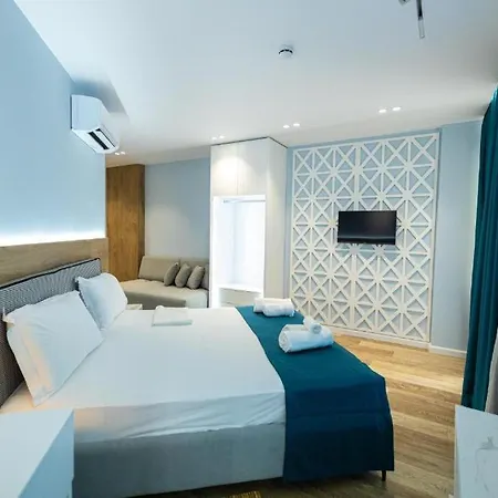Veranda Boutique 1 Влёра