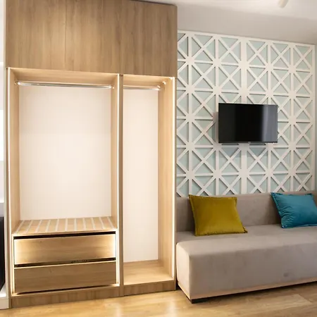 Veranda Boutique 1 Влёра