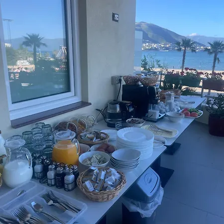 Veranda Boutique 1 Влёра